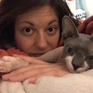 Meet your Posher, Emilie